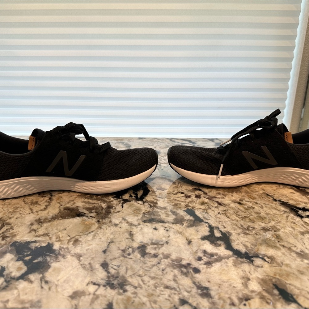 New Balance Women’s Fresh Foam Sport V1 Running Shoes, Black, Size 8.5